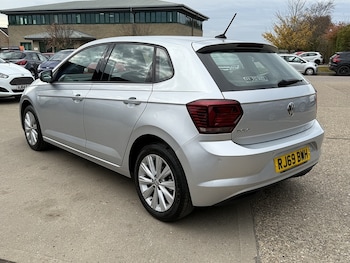 Used Volkswagen Polo 2019 for sale - 76396546: Photo