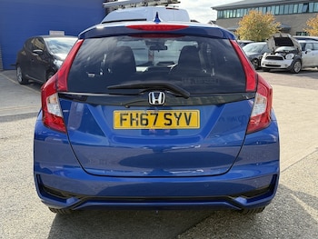 Used Honda Jazz 2018 for sale - 76119354: Photo