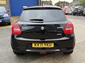 Used Suzuki Swift 2021 for sale - 79630086: Photo