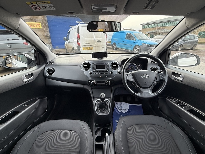 Used Hyundai i10 2018 for sale - 77072857: Photo 13