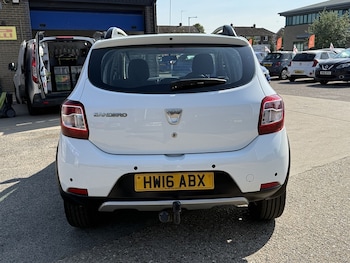 Used Dacia Sandero Stepway 2016 for sale - 78986447: Photo
