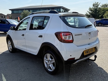 Used Dacia Sandero Stepway 2016 for sale - 78986447: Photo