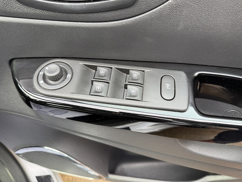 Used Renault Captur 2016 for sale - 77681349: Photo 21