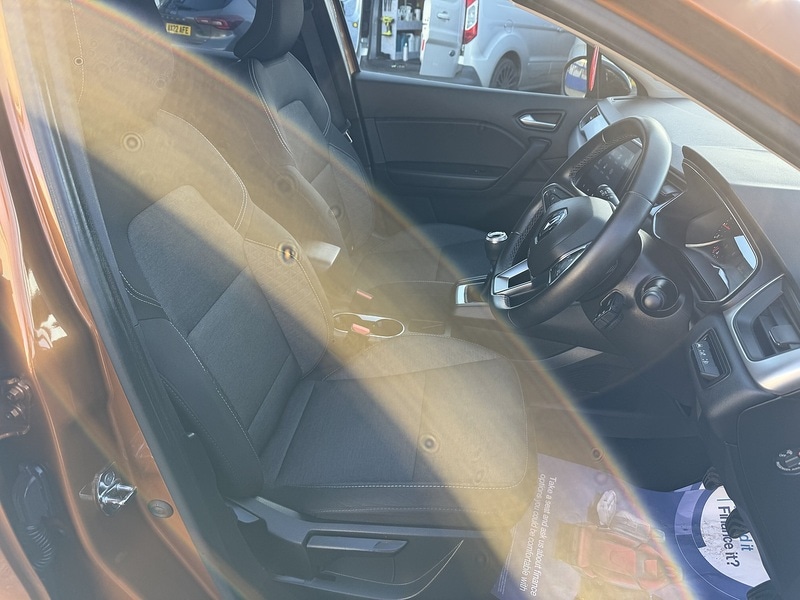 Used Renault Captur 2022 for sale - 76884405: Photo 10