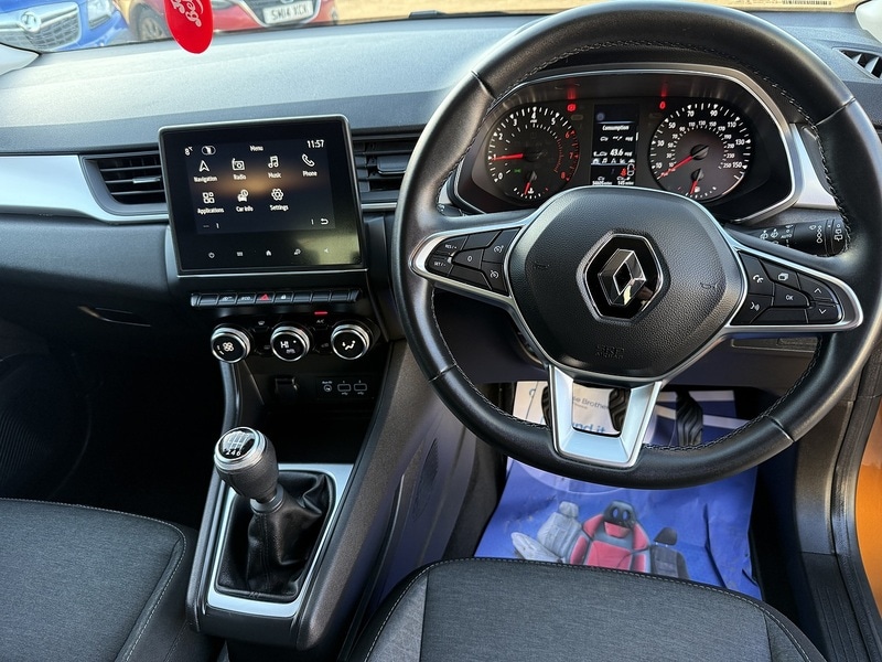 Used Renault Captur 2022 for sale - 76884405: Photo 13