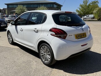 Used Peugeot 208 2018 for sale - 78083697: Photo
