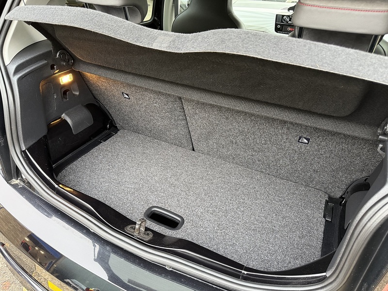 Used Volkswagen up! 2017 for sale - 76605229: Photo 21