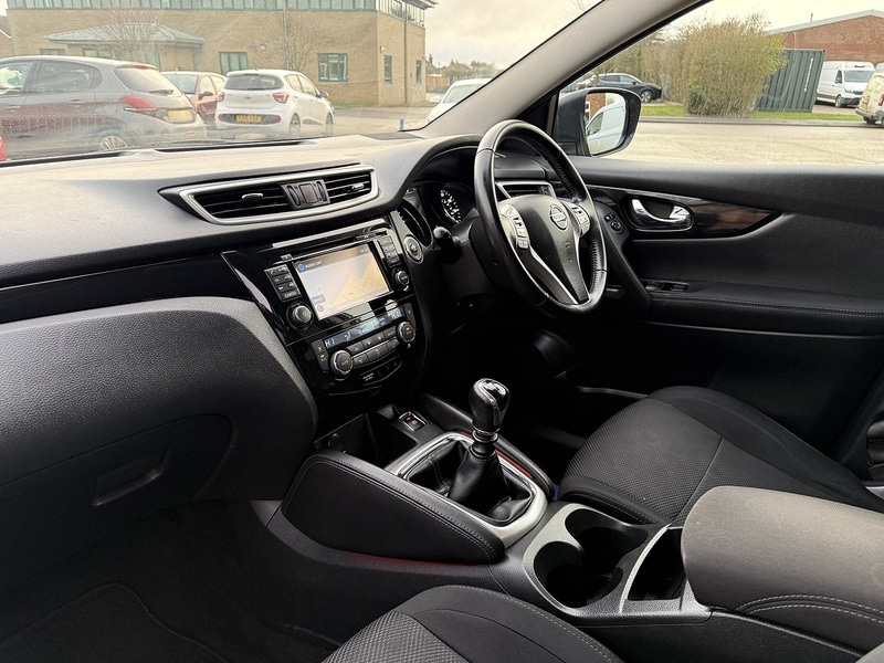 Used Nissan Qashqai 2016 for sale - 77521664: Photo 12