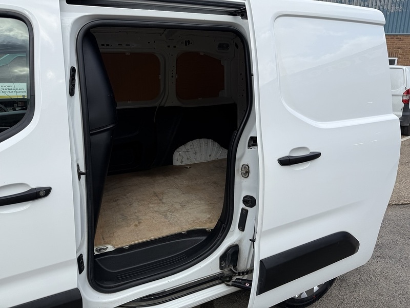 Used Peugeot Partner 2021 for sale - 76426369: Photo 20