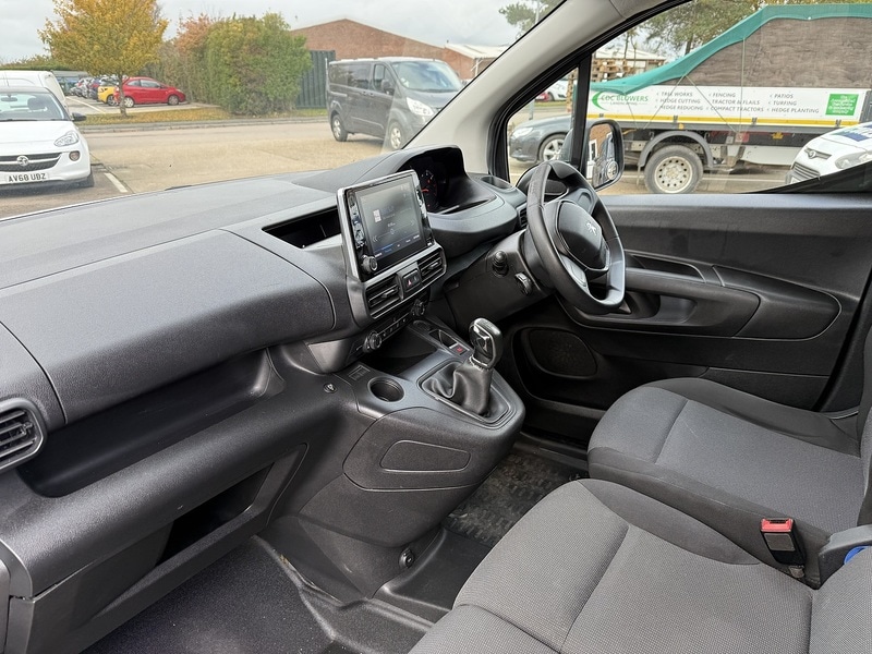 Used Peugeot Partner 2021 for sale - 76426369: Photo 7