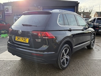 Used Volkswagen Tiguan 2017 for sale - 76893016: Photo