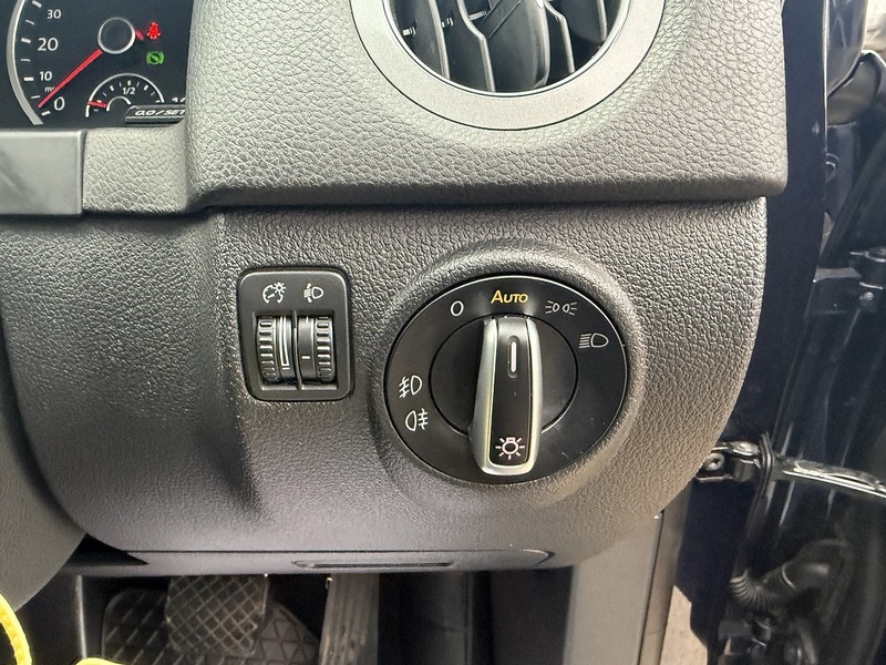 Used Volkswagen Tiguan 2015 for sale - 76982541: Photo 27