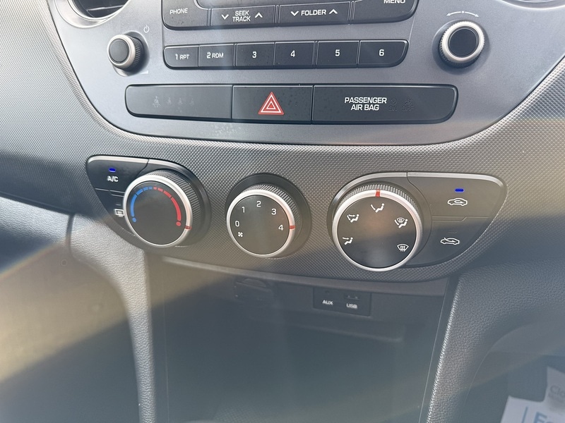 Used Hyundai i10 2018 for sale - 77998320: Photo 22