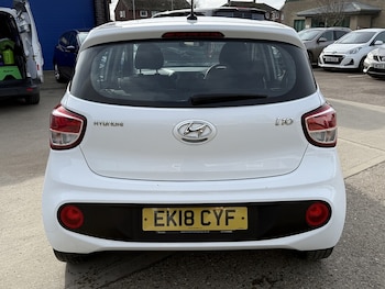Used Hyundai i10 2018 for sale - 77422885: Photo