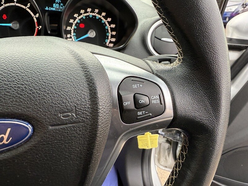 Used Ford Fiesta 2016 for sale - 76784486: Photo 25