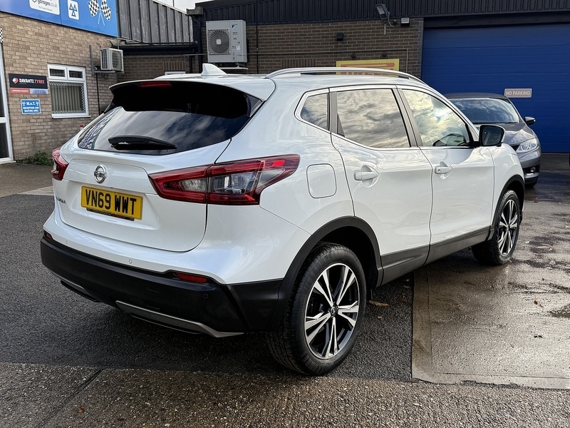 Used Nissan Qashqai 2019 for sale - 76417969: Photo 2