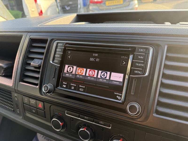 Used Volkswagen Transporter 2016 for sale - 77579556: Photo 25