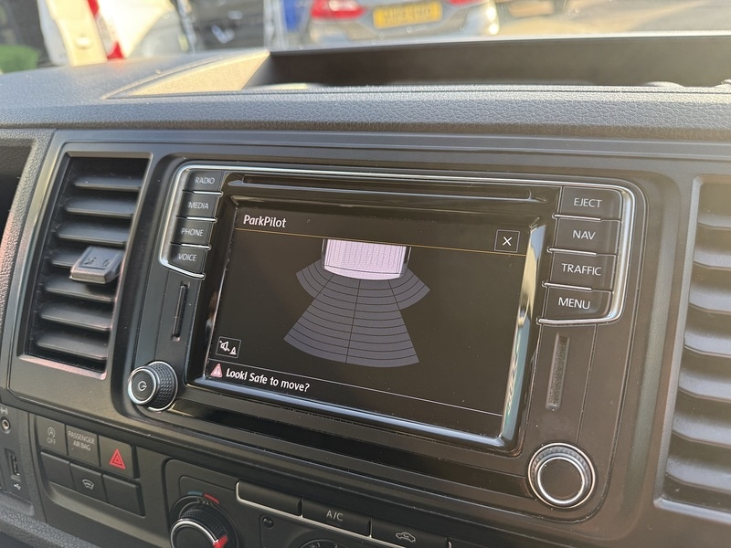 Used Volkswagen Transporter 2016 for sale - 77579556: Photo 28