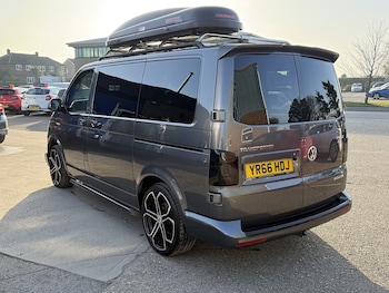 Used Volkswagen Transporter 2016 for sale - 77579556: Photo