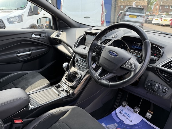 Used Ford Kuga 2017 for sale - 76119353: Photo 15
