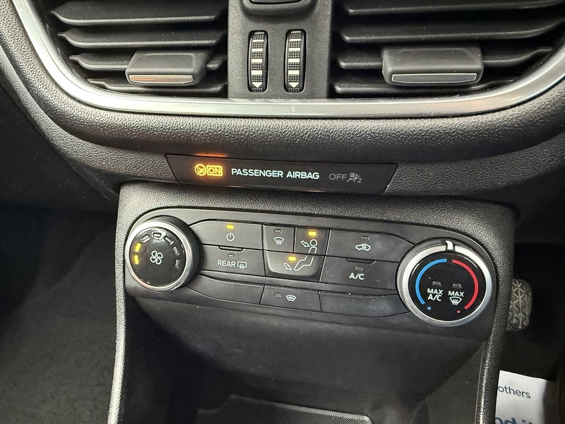Used Ford Fiesta 2018 for sale - 76280489: Photo 21