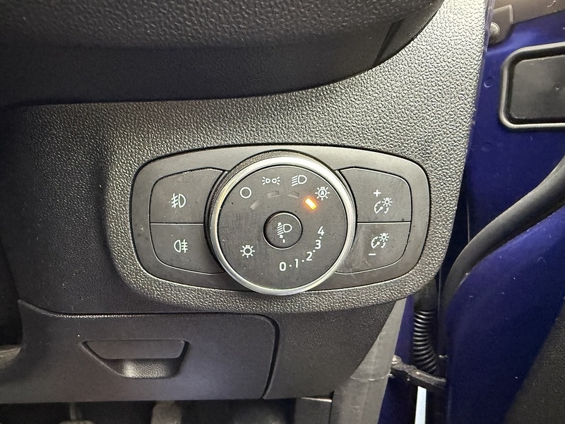 Used Ford Fiesta 2018 for sale - 76280489: Photo 24