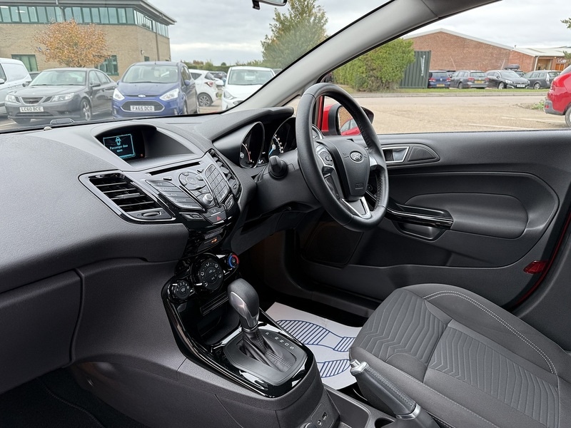 Used Ford Fiesta 2015 for sale - 76536256: Photo 12