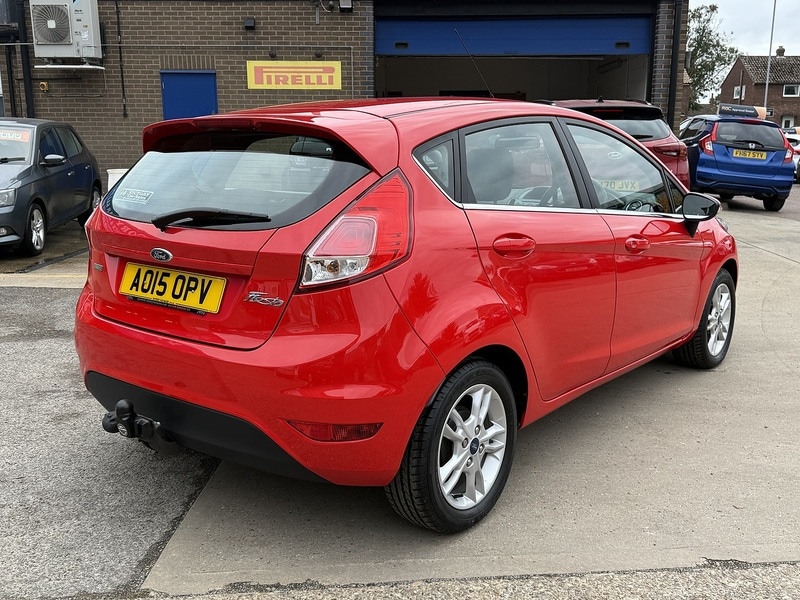 Used Ford Fiesta 2015 for sale - 76536256: Photo 2