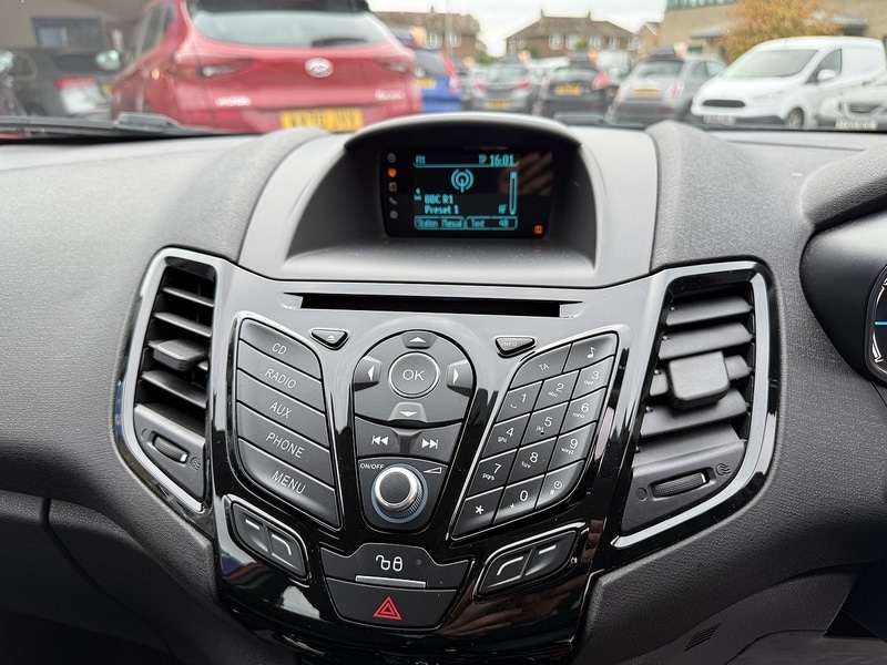 Used Ford Fiesta 2015 for sale - 76536256: Photo 22