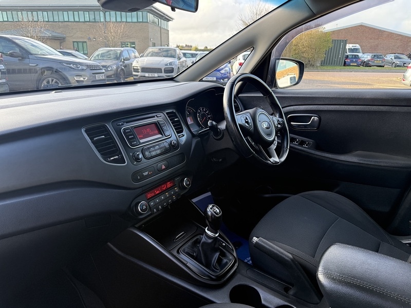 Used Kia Carens 2016 for sale - 77213108: Photo 12