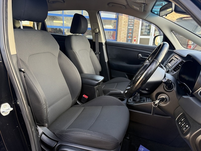 Used Kia Carens 2016 for sale - 77213108: Photo 16