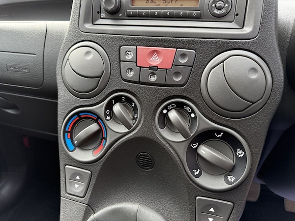 Used Fiat Panda 2010 for sale - 76128059: Photo 23