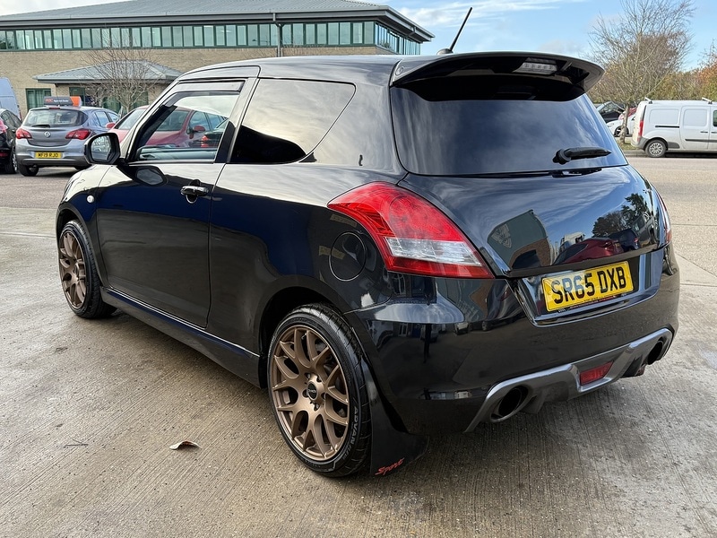 Used Suzuki Swift 2015 for sale - 77136949: Photo 4