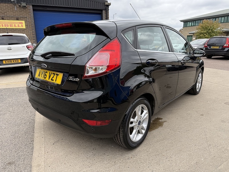 Used Ford Fiesta 2016 for sale - 76081398: Photo 2