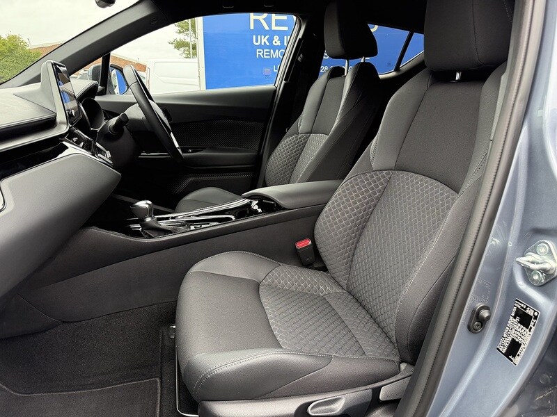 Used Toyota C-HR 2023 for sale - 75911585: Photo 11