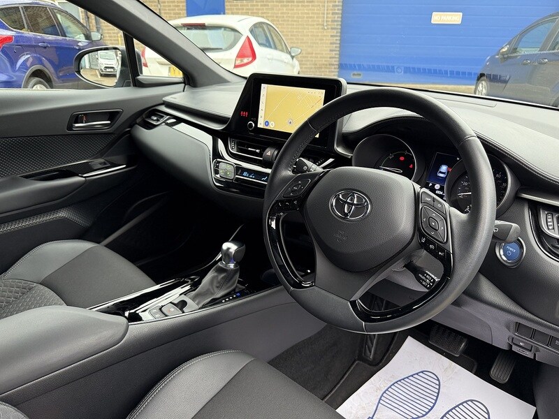 Used Toyota C-HR 2023 for sale - 75911585: Photo 15