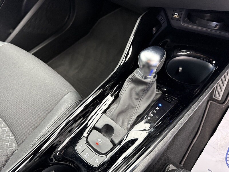 Used Toyota C-HR 2023 for sale - 75911585: Photo 24