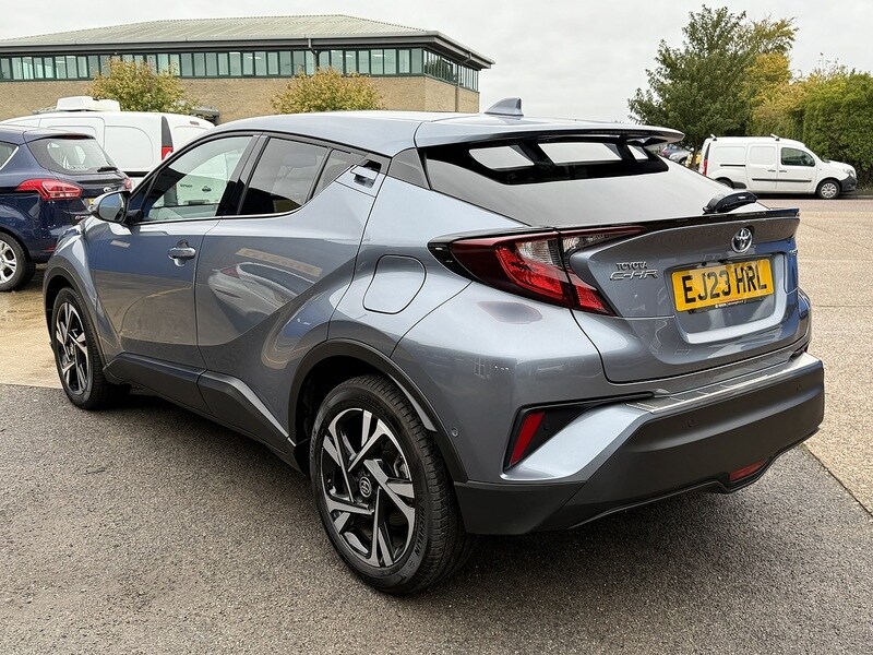 Used Toyota C-HR 2023 for sale - 75911585: Photo 4