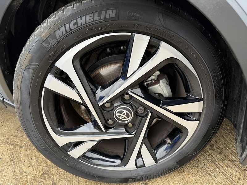 Used Toyota C-HR 2023 for sale - 75911585: Photo 7