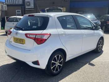 Used Toyota Yaris 2019 for sale - 74513501: Photo