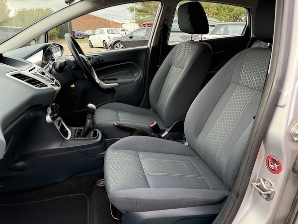 Used Ford Fiesta 2010 for sale - 76224067: Photo 8