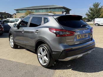 Used Nissan Qashqai 2019 for sale - 75957524: Photo