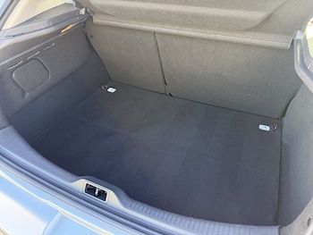 Used Renault Megane 2016 for sale - 77663403: Photo