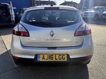 Used Renault Megane 2016 for sale - 77663403: Photo