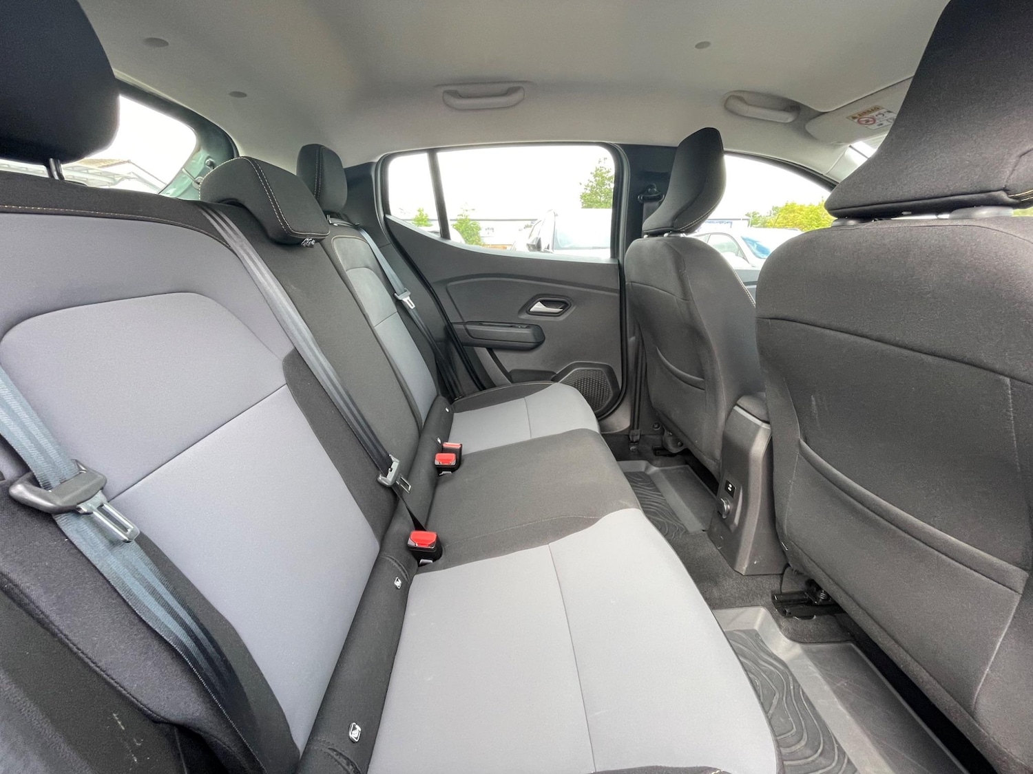 Used Dacia Sandero Stepway 2024 for sale - 76765480: Photo 60