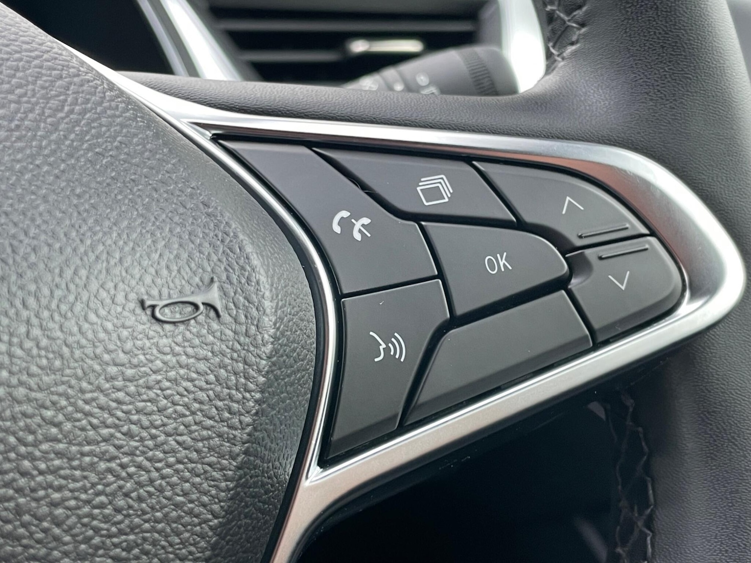 Used Renault Captur 2022 for sale - 77538043: Photo 37