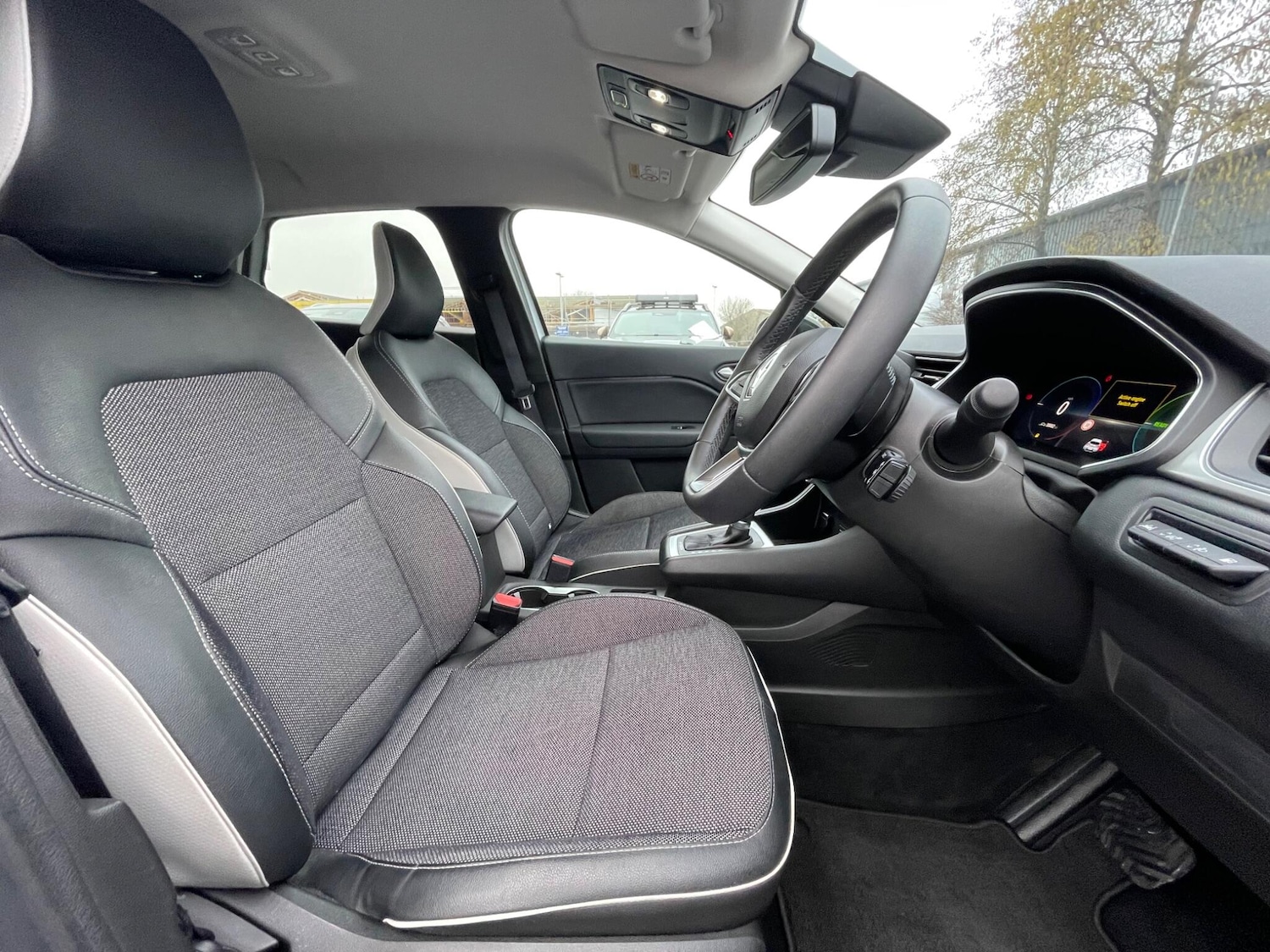 Used Renault Captur 2022 for sale - 77538043: Photo 48