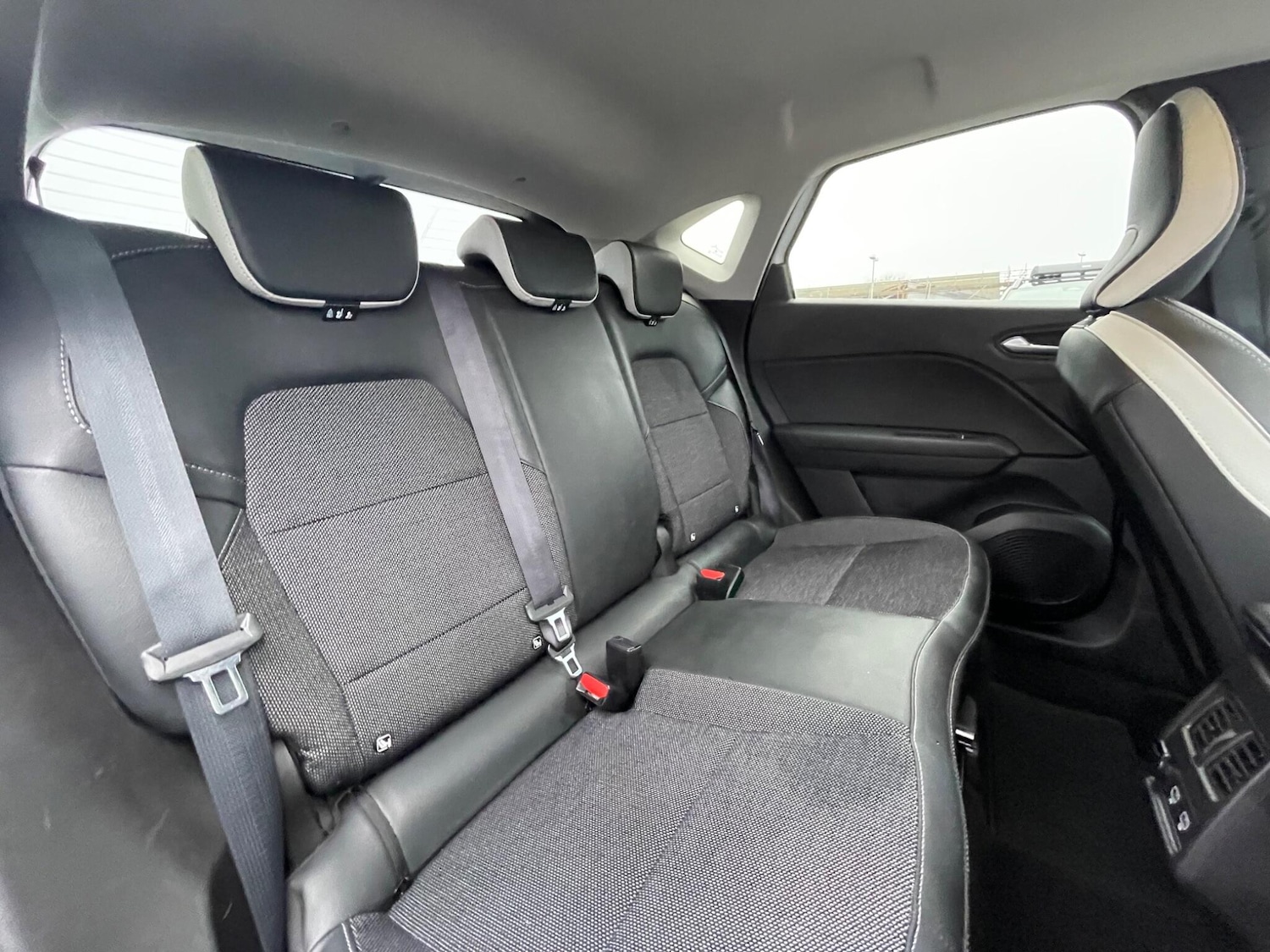 Used Renault Captur 2022 for sale - 77538043: Photo 57