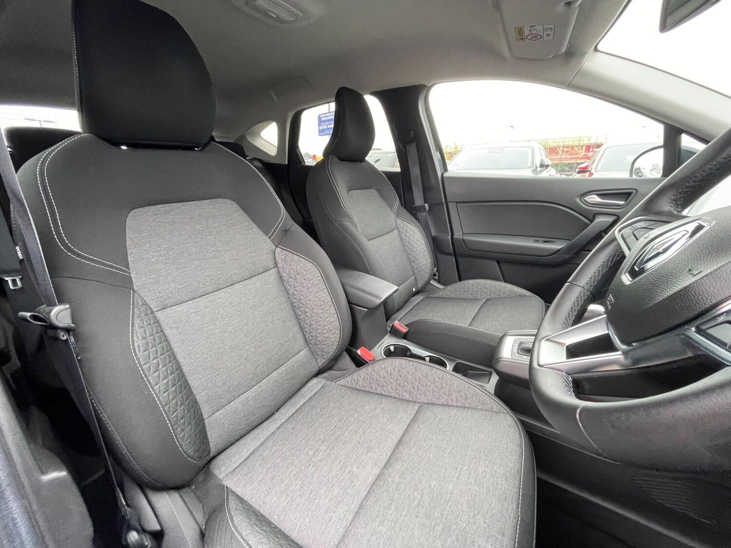 Used Renault Captur 2022 for sale - 77456346: Photo 35