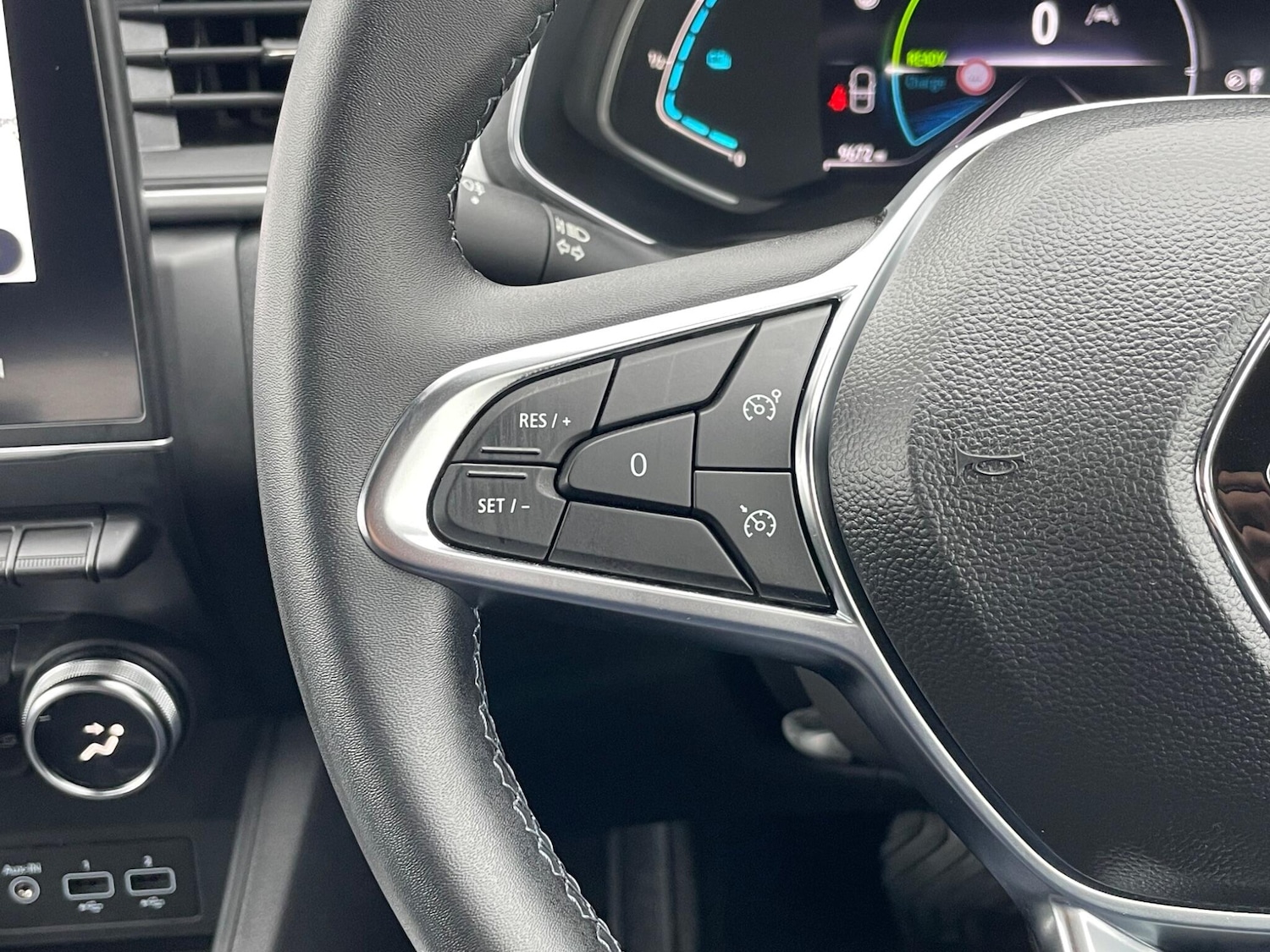 Used Renault Captur 2022 for sale - 77456346: Photo 39